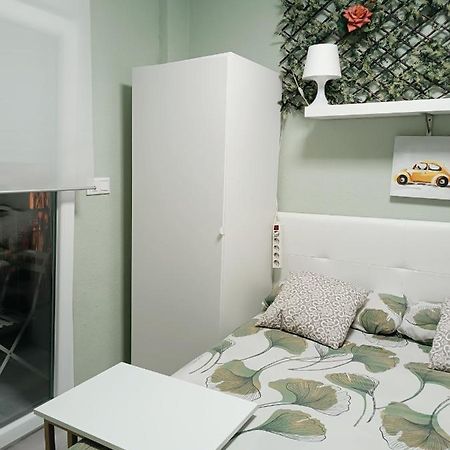 Habitaciones2 Renfe Аликанте Екстериор снимка